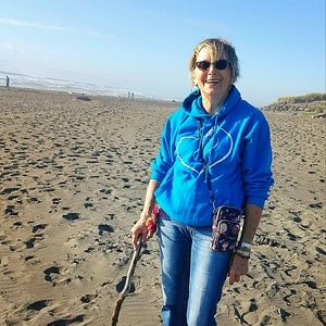 Meet your Posher, Janet